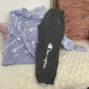 Champion Hoody and Sweatpants Set Girl’s 5 Purple and Grey